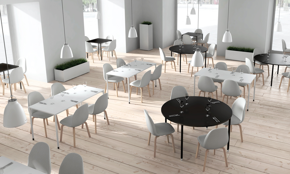 Foork. El diseño de estas mesas permite combinar colores.