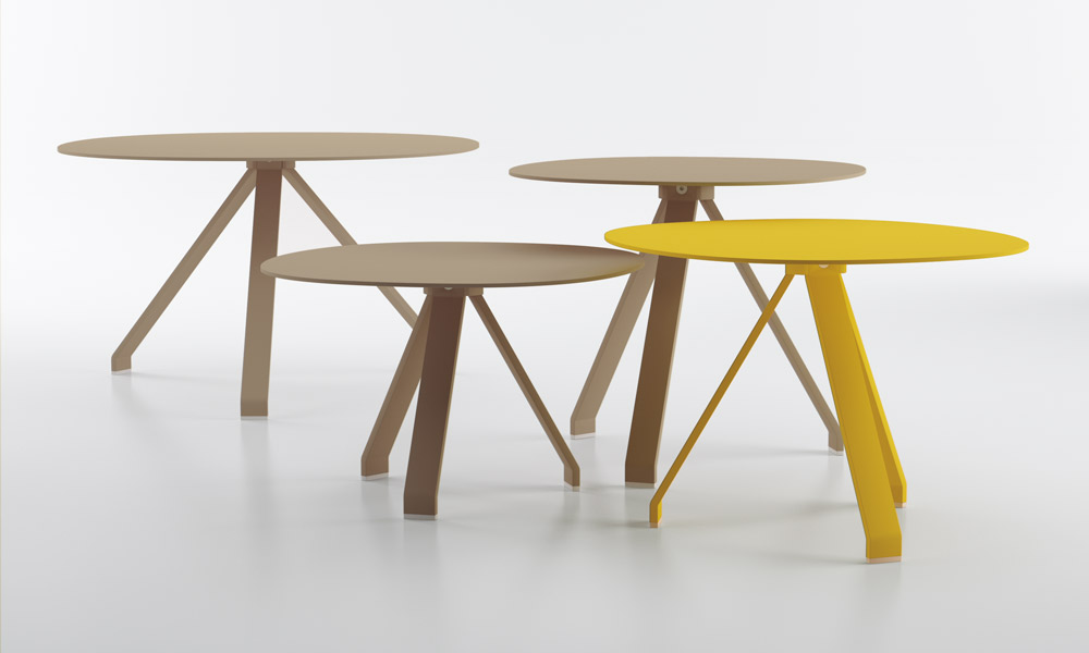 Celes. Conjunto de mesas a diferentes alturas y tamaños de tablero
